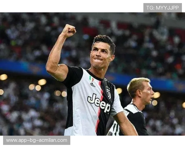 佩德里禁区内补射完成梅开二度